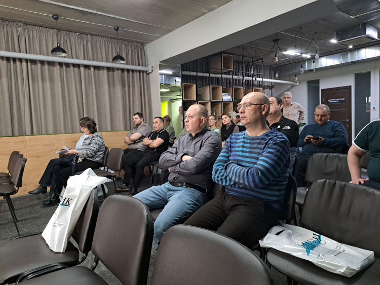 18 марта 2026 года в городе Павлодар состоялся семинар, организованный компанией «СИНЕТИК» и мировым лидером в области производства шкафного оборудования RITTAL